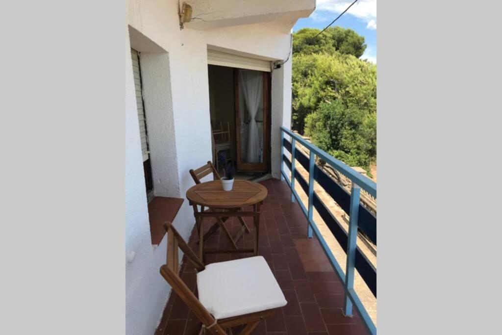 El Faro Apartaments Platja Llarga-Les Salines-Tgn Tarragona Zewnętrze zdjęcie