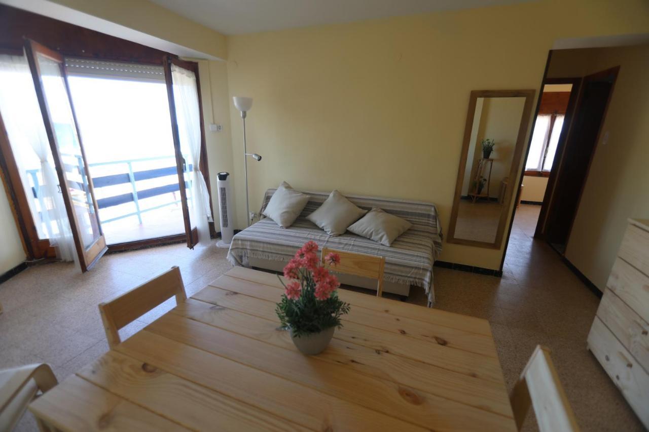 El Faro Apartaments Platja Llarga-Les Salines-Tgn Tarragona Zewnętrze zdjęcie